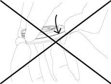 4. N’appuyez pas sur la partie supérieure de la coque